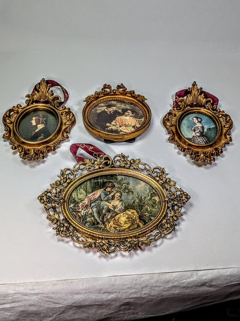 Set of 4 Ornate Victorian Style Gold Tone Picture Frames Lot Gallery Wall Decor